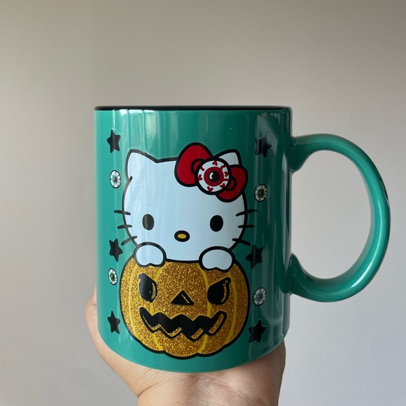 NEW Halloween hello kitty mug - Picture 5 of 5